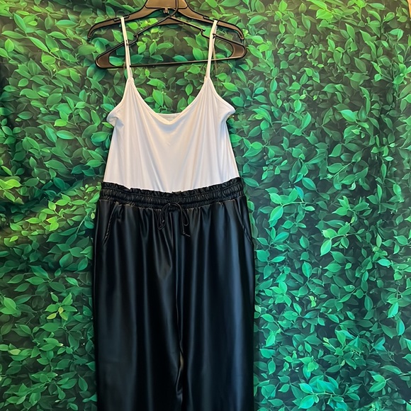 White leather romper - Picture 3 of 4